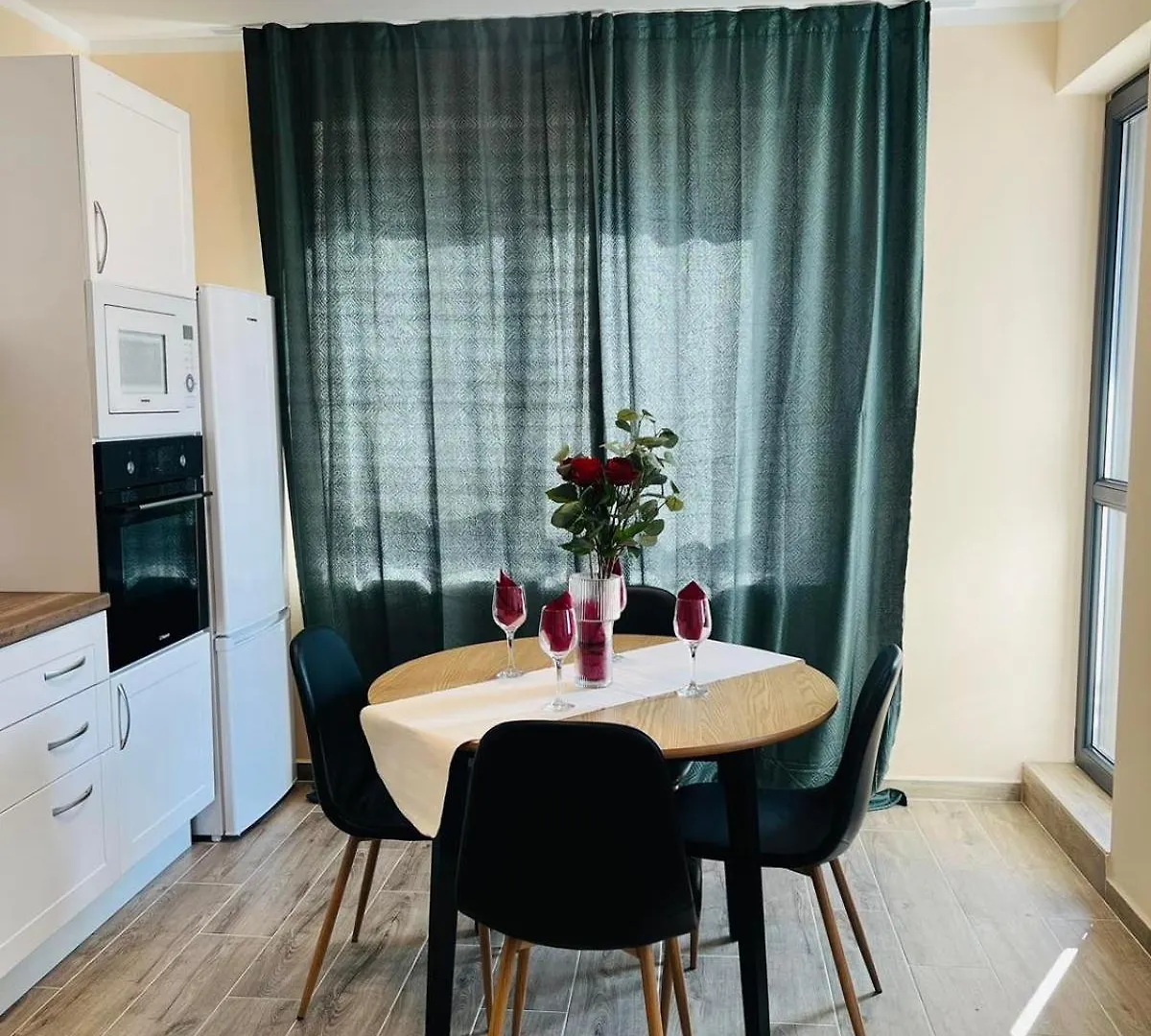 Strаwberry Apartment With Parking Place Sofia