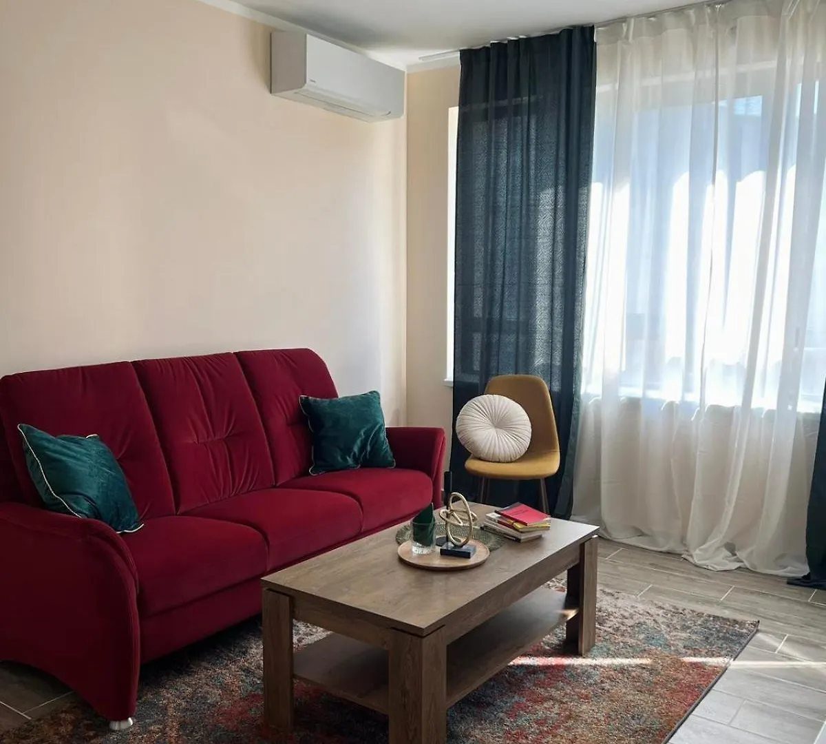 Strаwberry Apartment With Parking Place Sofia